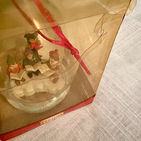 Holiday Living Cherish Glass Christmas Carolers & Nativity Ornament Lot of 2 - Picture 5 of 5